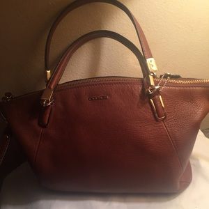 Authentic Coach Kelsey satchel/crossbody